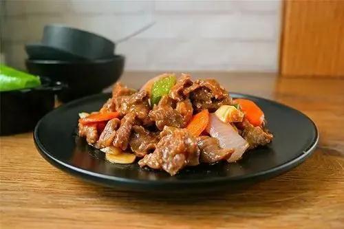 今日份妈妈优选月子餐—蚝油牛肉